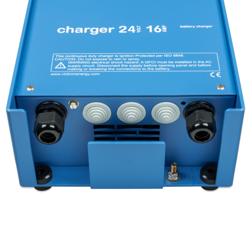 Smart IP43 Charger 12/30 (3) 120/240V